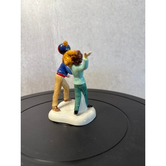 Dept 56 A Day at the Races - Picture 4 of 7